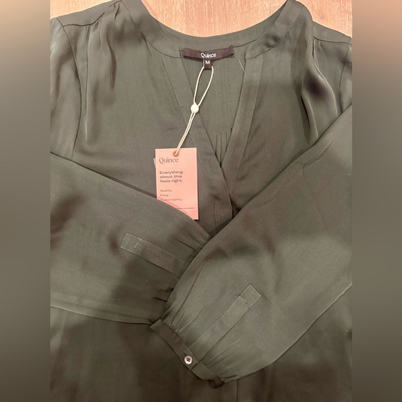 NWT - QUINCE Washable Stretch Silk Split Neck Blouse - Forest Green - Medium - Picture 7 of 7